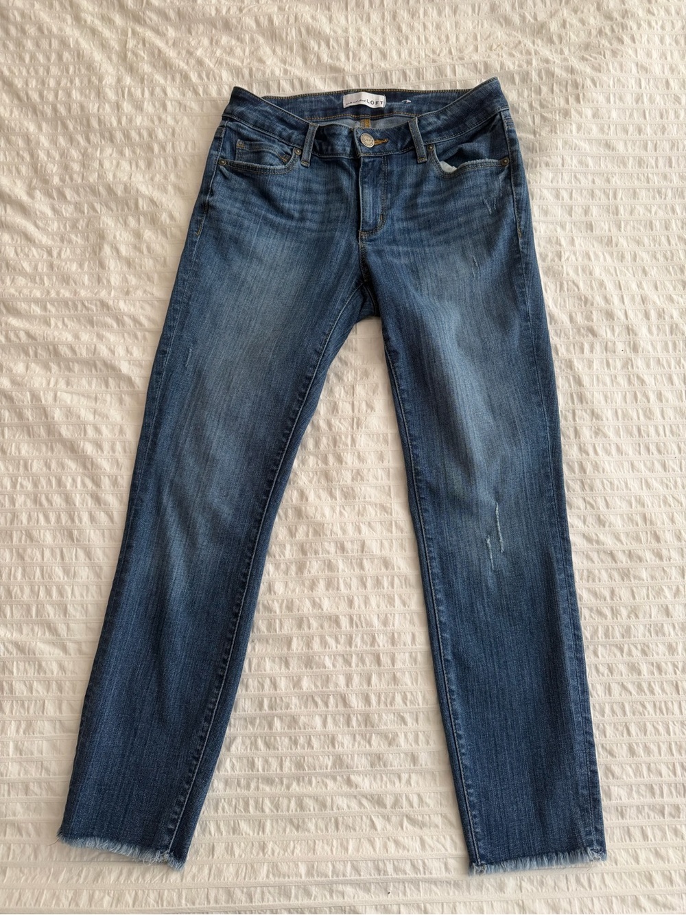 LOFT Curvy Skinny Jeans Raw Frayed Hem Medium Wash Blue Size 25/0